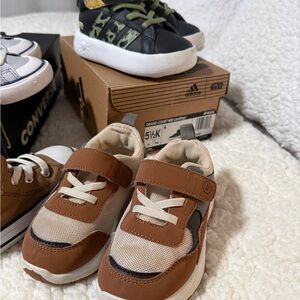 Kids Brown and Cream Hook-and-Loop Sneakers